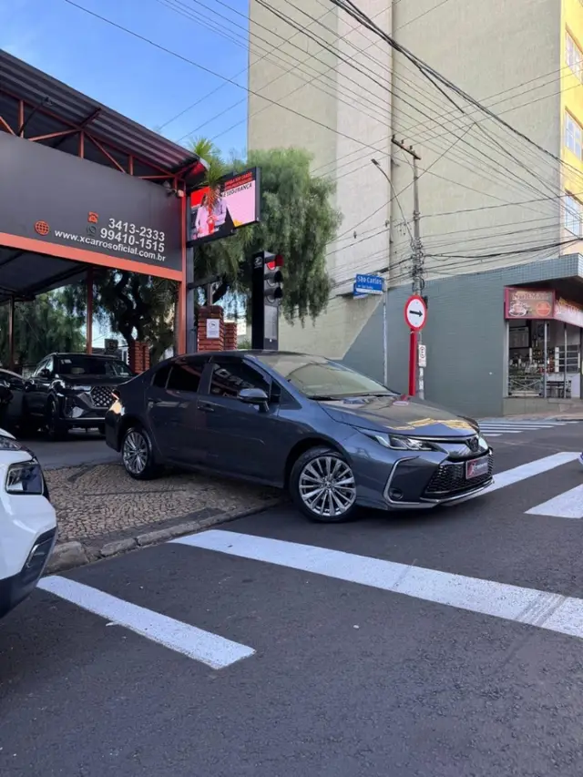 Carro Toyota Corolla 2024 XEi 2.0 Flex