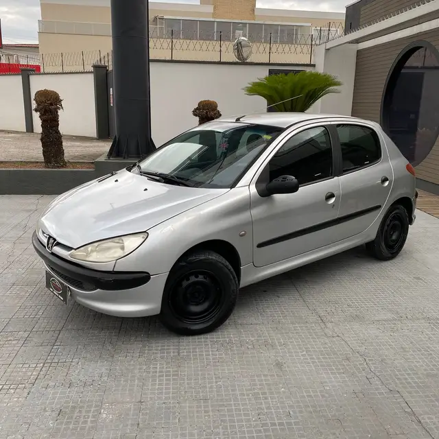Carro Peugeot 206 2006 Hatch. Sensation 1.0 16V