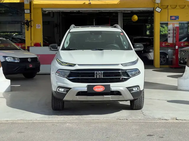 Carro Fiat Toro 2022 Volcano 1.3