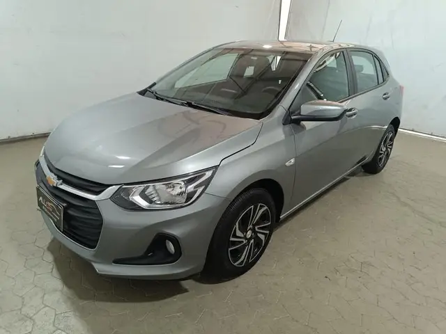 Carro Chevrolet Onix 2025 1.0
