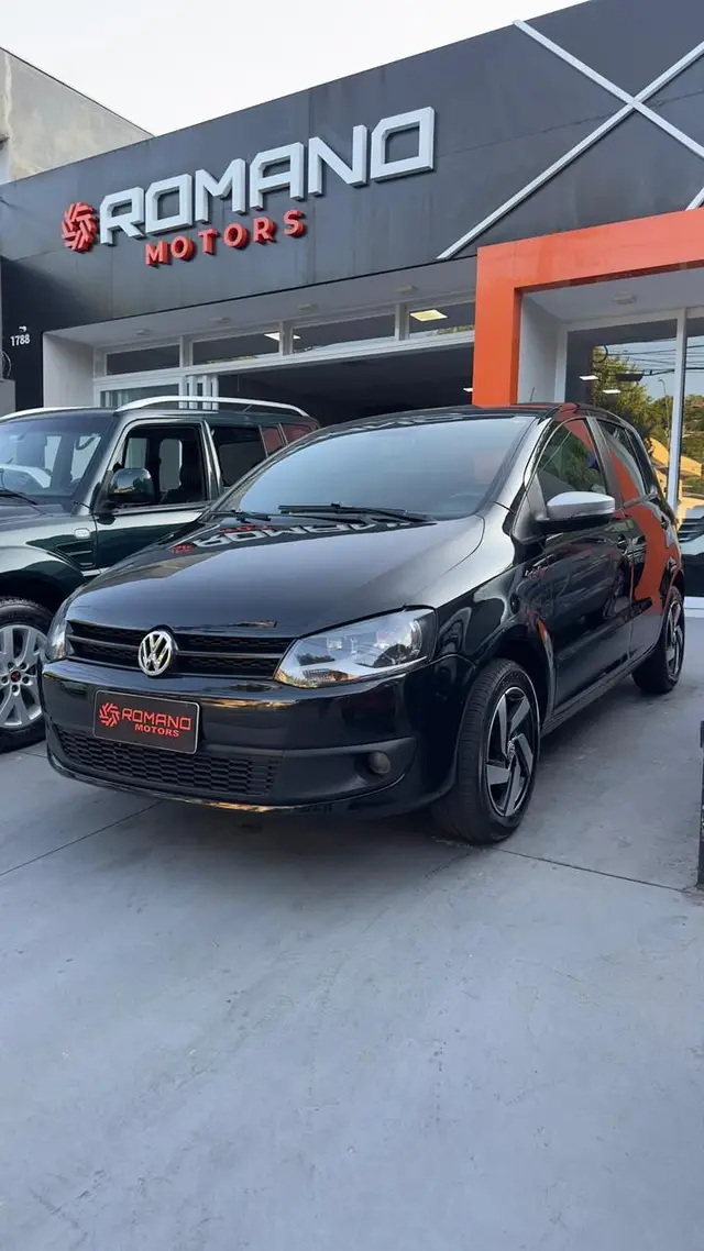 Carro Volkswagen Fox 2014 1.6 VHT Rock in Rio (Flex)