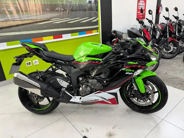 Moto Kawasaki Ninja 2022 ZX-6R