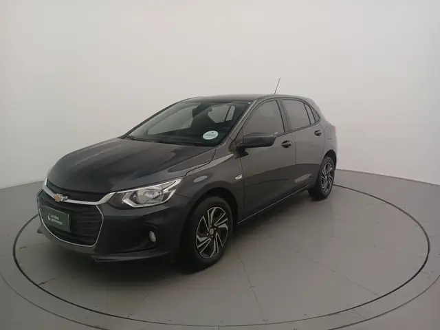 Carro Chevrolet Onix Plus 2024 LT 1.0