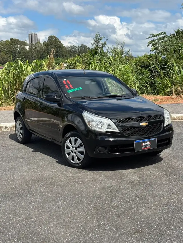 Carro Chevrolet Agile 2011 LT 1.4 8V (Flex)