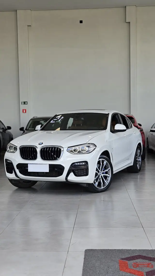 Carro BMW X4 2021 xDrive30i M Sport 2.0 Turbo (Aut)