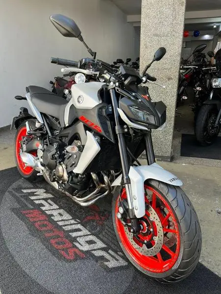 Moto Yamaha MT-09  2021 ABS