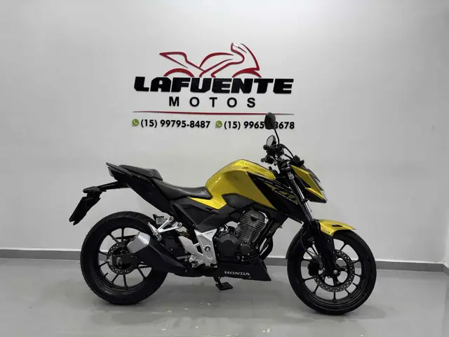 Moto Honda CB 300F Twister 2024 (ABS)