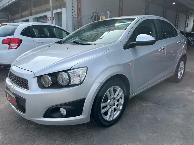 Carro Chevrolet Sonic Sedan 2014 LTZ 1.6 (Aut)