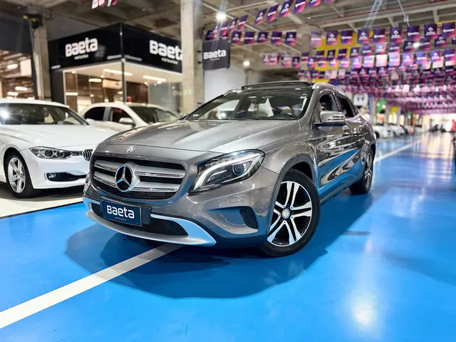 Carro Mercedes-Benz GLA 250  2015 GLA 250 Vision