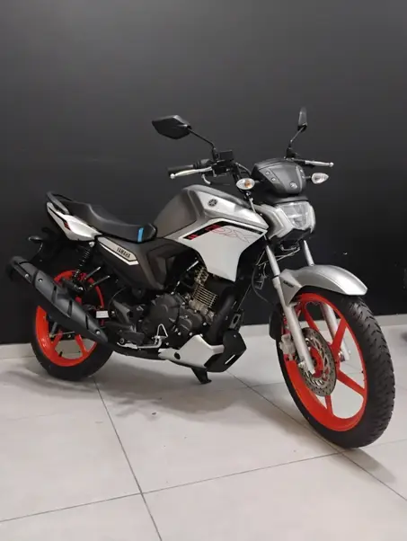 Moto Yamaha YBR 150 Factor 2026 DX