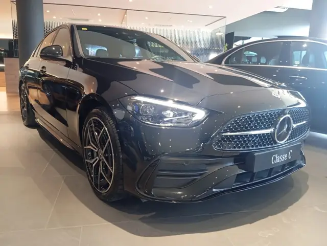 Carro Mercedes-Benz C 300 2026 AMG Line 2.0 TB (Aut.) (Híb.)