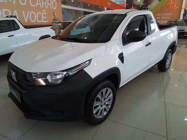 Carro Fiat Strada 2023 Endurance 1.4 Cabine Plus (Flex)