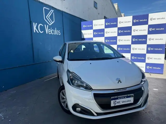 Carro Peugeot 208 2017 Active 1.2 12V (Flex)
