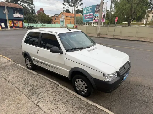 Carro Fiat Uno Mille 2013 Fire Economy 1.0 (Flex) 2p