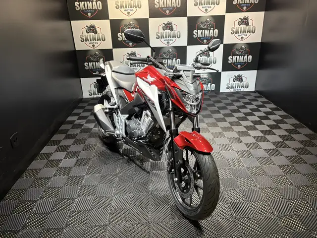Moto Honda CB 300F Twister 2026 CBS