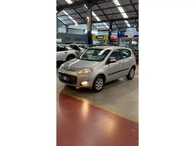 Carro Fiat Palio 2015 Attractive 1.4 Evo (Flex)