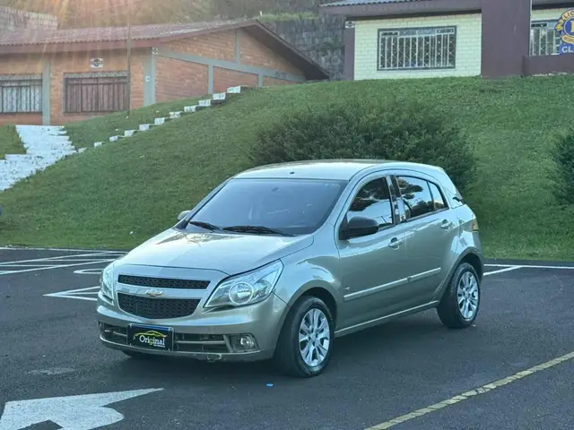 Carro Chevrolet Agile 2011 LTZ 1.4 8V (Flex)