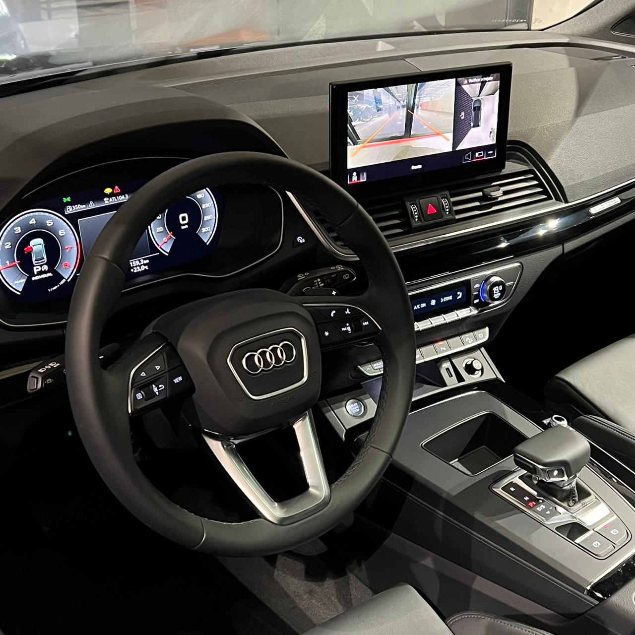 Audi-Q5-S-Line Black 2.0 TFSI Quat. S-Tronic