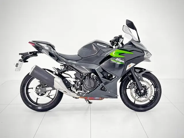 Moto Kawasaki Ninja 2025 500