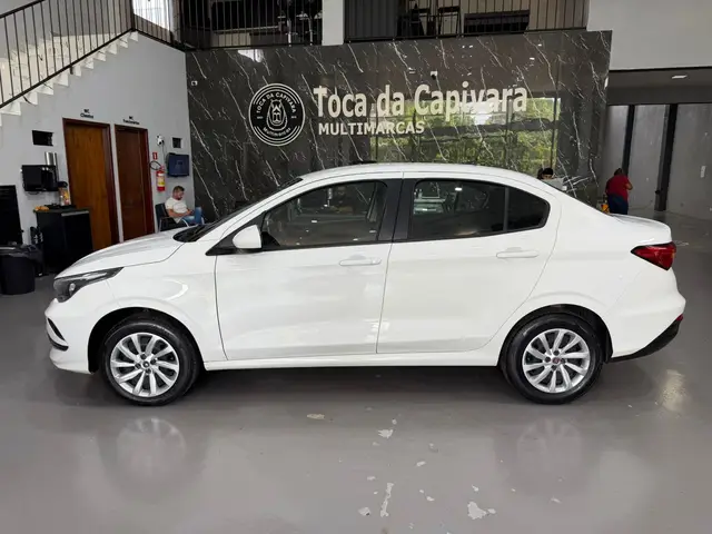 Carro Fiat Cronos 2023 Drive 1.0 (Flex) MT