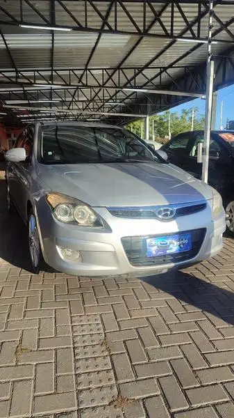 Carro Hyundai i30 CW 2011 2.0i GLS