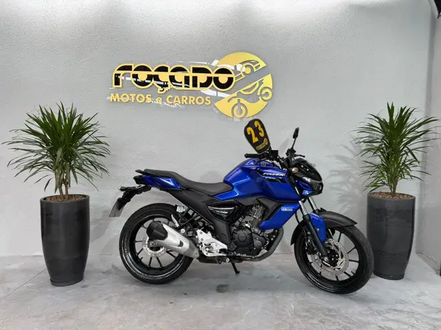 Moto Yamaha Fazer FZ15 2023 ABS