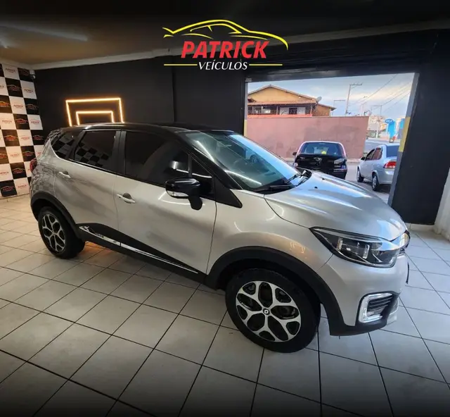 Carro Renault Captur 2019 Intense 1.6 16v SCe CVT (Flex)