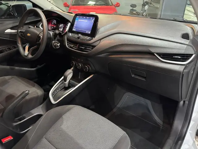 Carro Chevrolet Onix 2023 LT 1.0 Turbo (Aut.)