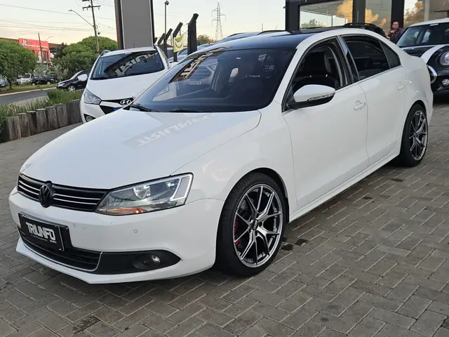 Carro Volkswagen Jetta 2014 2.0 TSI Highline DSG