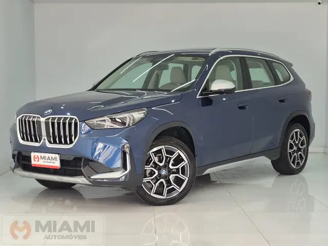 Carro BMW X1 2023 sDrive20i X Line 2.0 Turbo (Aut.)