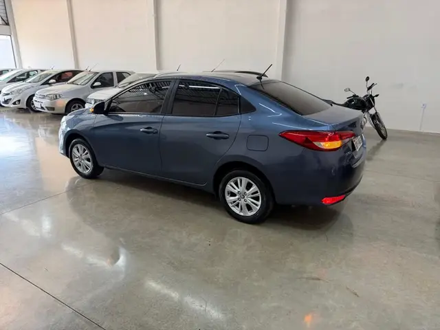 Carro Toyota Yaris Sedan 2019 1.5 XL CVT (Flex)