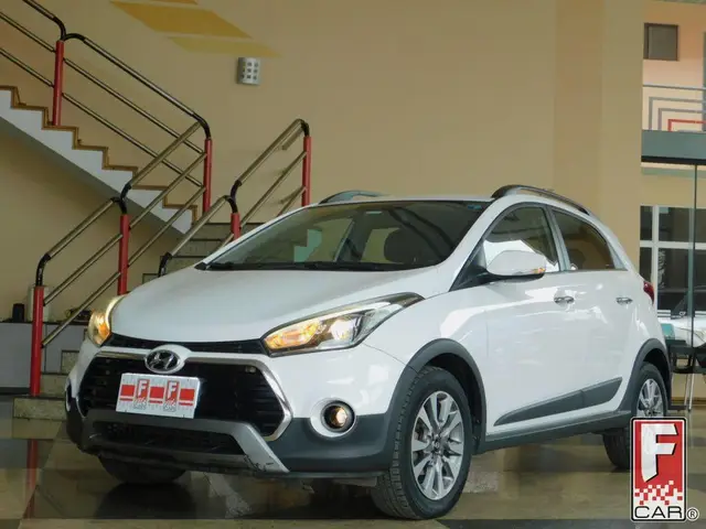 Carro Hyundai HB20X 2017 Premium 1.6 (Aut) (Flex)