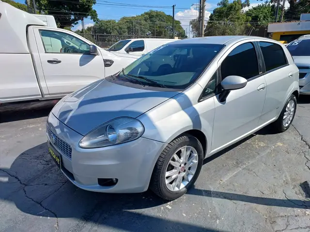 Carro Fiat Punto 2012 Essence 1.6 16V (Flex)