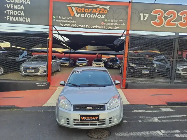 Carro Ford Fiesta Sedan 2008 1.6 (Flex)