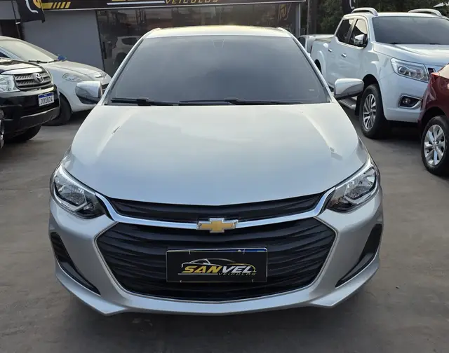 Carro Chevrolet Onix 2023 LT 1.0