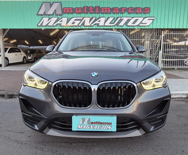 Carro BMW X1 2022 sDrive20i 2.0 Turbo (Aut.)