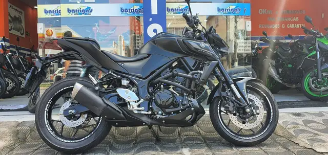 Moto Yamaha MT-03 2023 ABS
