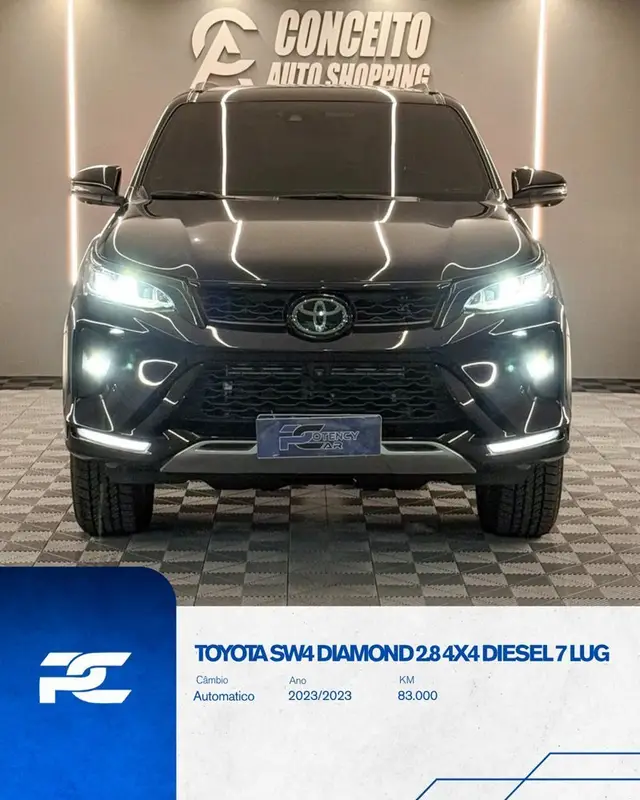 Carro Toyota SW4 2023 Diamond  2.8 turbodiesel 7L 4x4 (Aut)