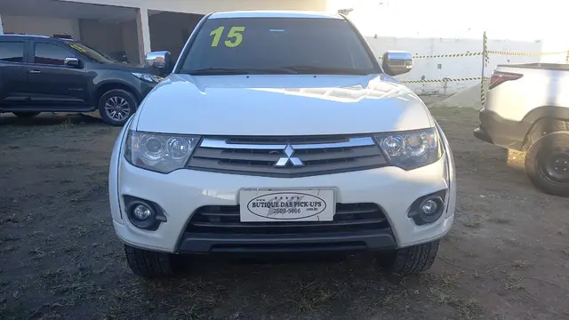 Carro Mitsubishi L200 Triton Sport 2015 3.2 DID-H HPE 4WD (Aut)