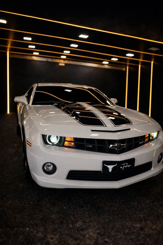 Carro Chevrolet Camaro 2011 6.2 2SS