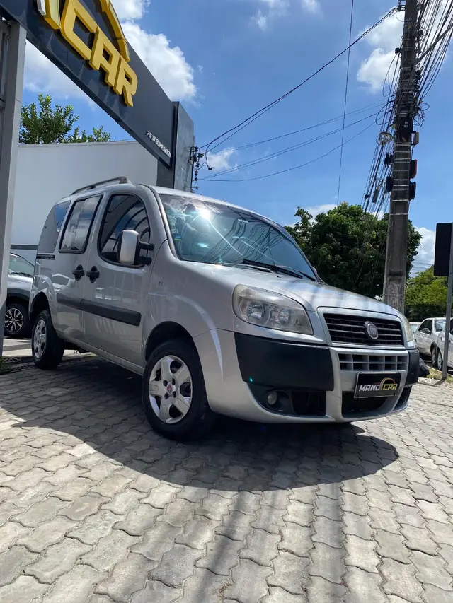Carro Fiat Doblò 2012 ATTRACTIVE 1.4 Fire Flex 8V 5p