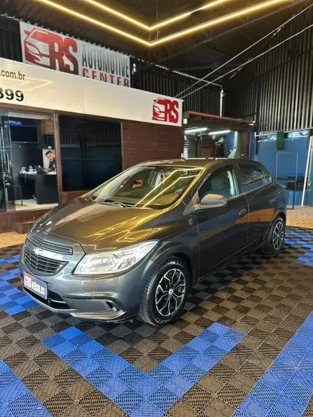 Carro Chevrolet Onix 2018 1.0 Joy SPE/4