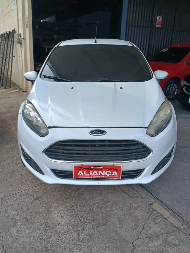 Carro Ford New Fiesta Hatch 2014 New Fiesta S 1.5 16V