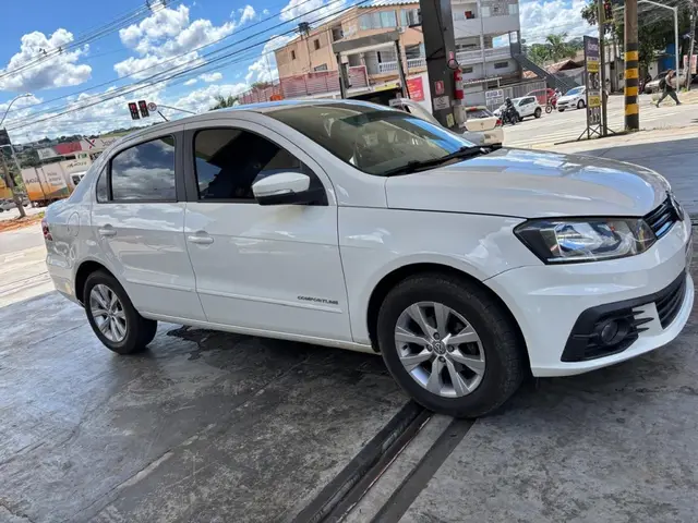 Carro Volkswagen Voyage 2017 1.6 MSI Comfortline (Flex)