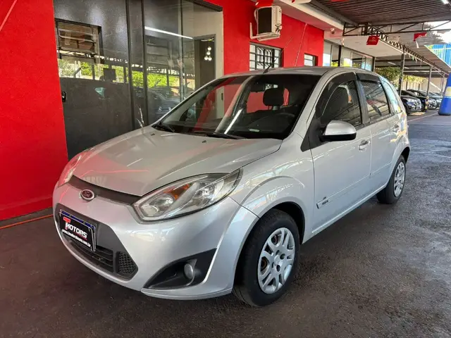 Carro Ford Fiesta Hatch 2014 1.6