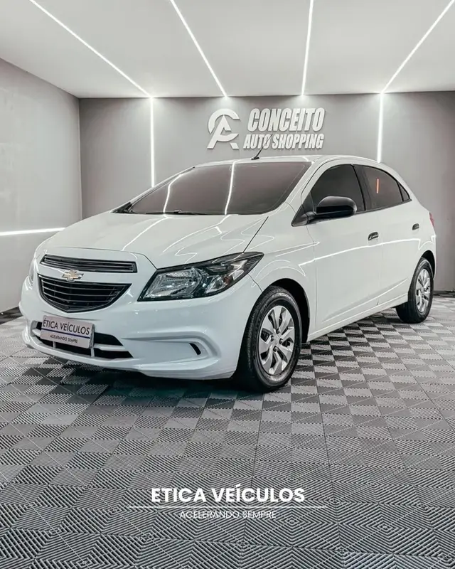 Carro Chevrolet Onix 2019 1.0 Joy SPE/4