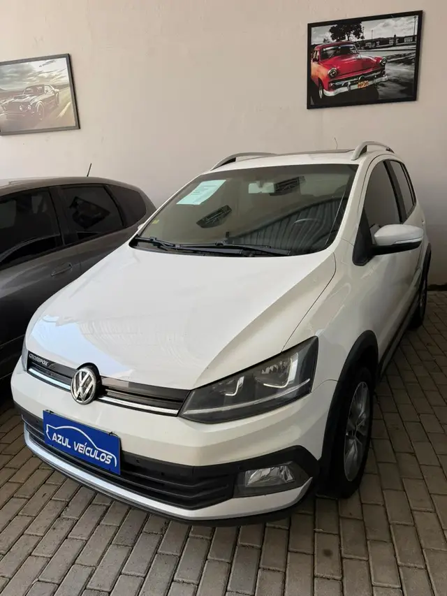 Carro Volkswagen CrossFox 2016 1.6 16v MSI (Flex)