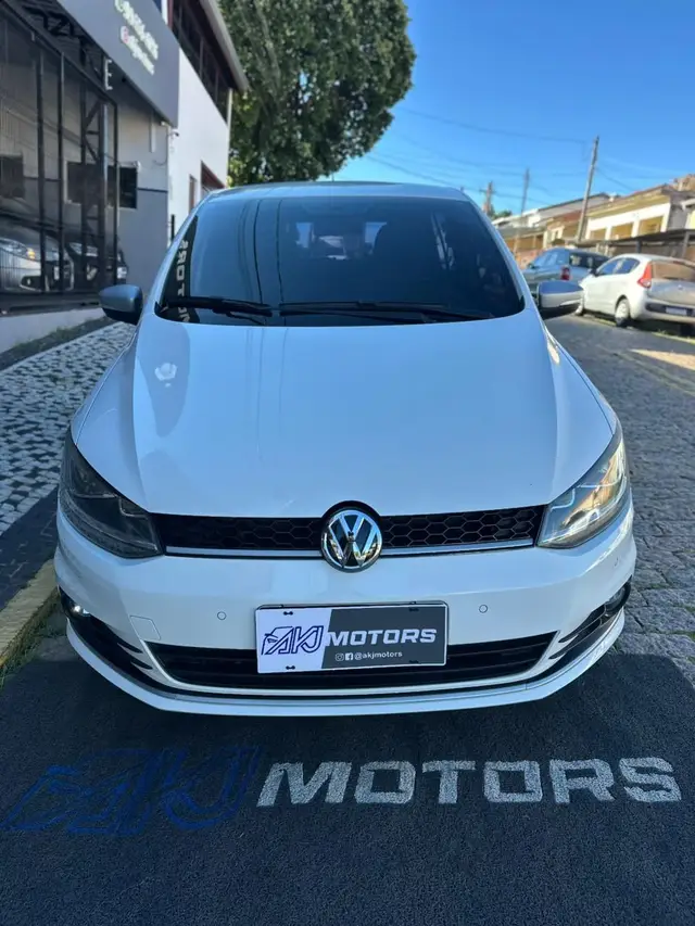 Carro Volkswagen Fox 2016 1.6 MSI Rock in Rio (Flex)