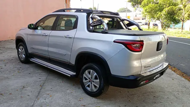 Carro Fiat Toro 2019 Freedom 1.8 AT6 4x2 (Flex)