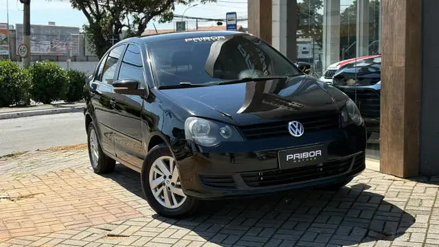 Carro Volkswagen Polo Sedan 2014 Comfortline 1.6 8V (Flex)